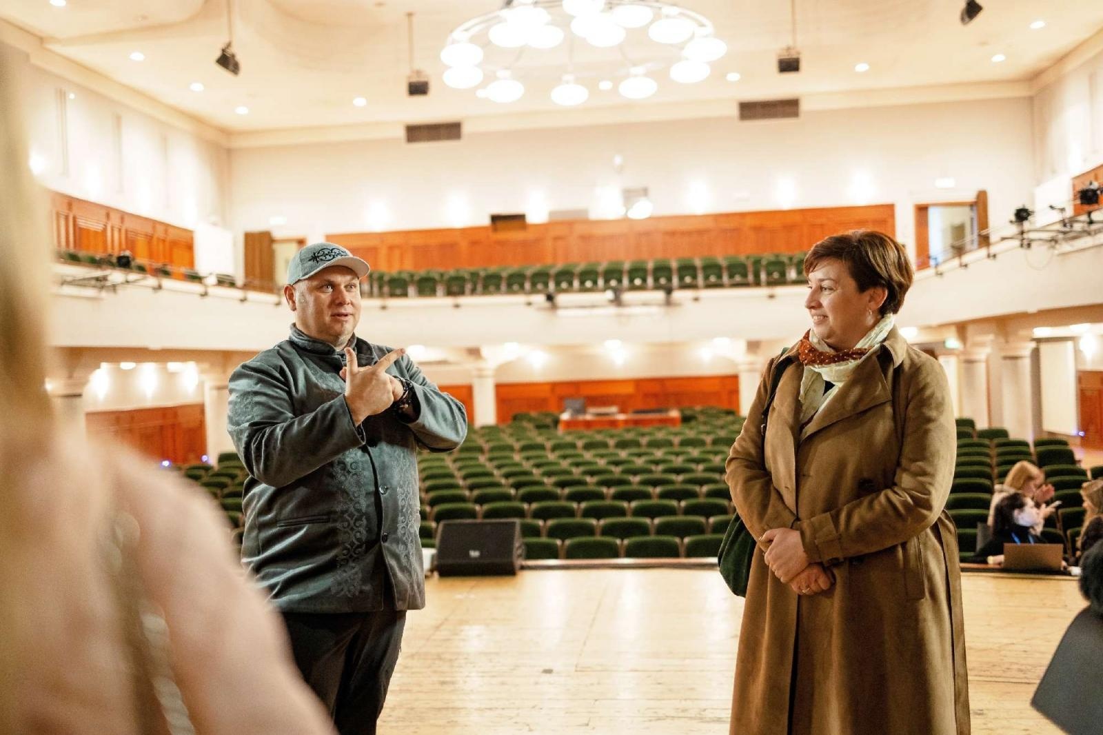 Zdjęcie w galerii na portalu naszraciborz.pl: Raciborski Festiwal Podróżniczy WIATRAKI kręci się już po raz 18! wiadomości z regionu