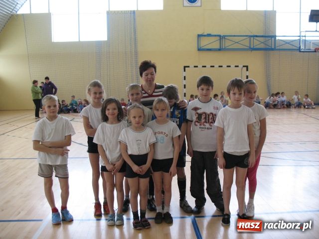 Zdjęcie w galerii na portalu naszraciborz.pl: Sportowe mikołajki w Pietrowicach wiadomości z regionu