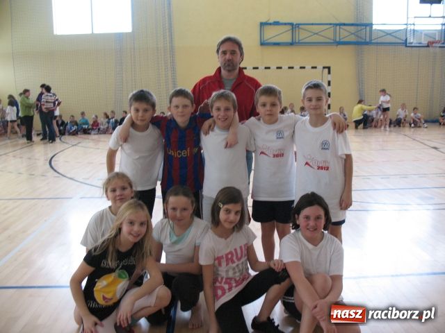 Zdjęcie w galerii na portalu naszraciborz.pl: Sportowe mikołajki w Pietrowicach wiadomości z regionu