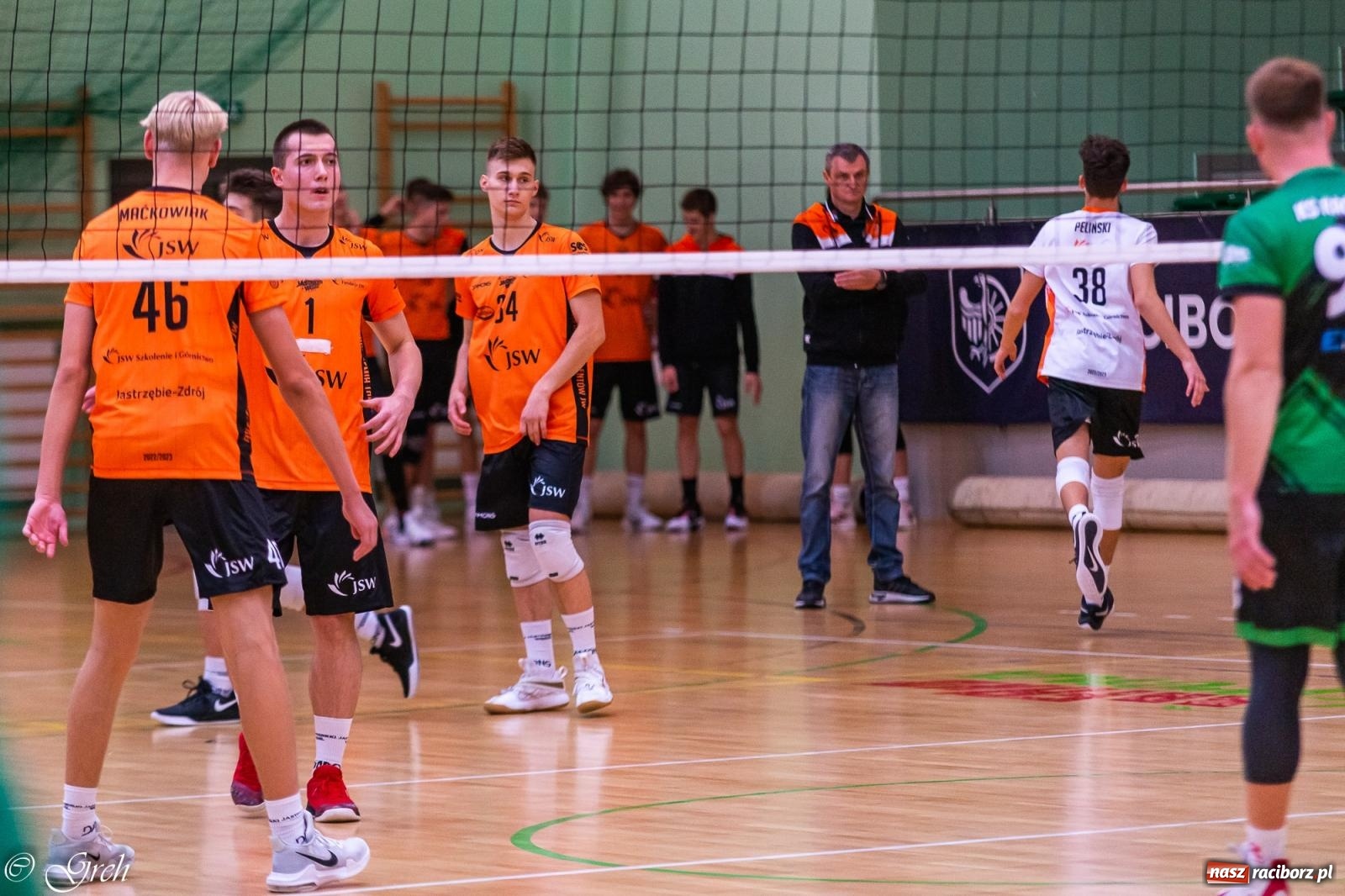 Zdjęcie w galerii na portalu naszraciborz.pl: Siatkówka. Trzy punkty zostały w Raciborzu [FOTO] wiadomości z regionu