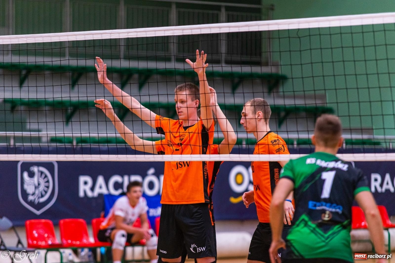 Zdjęcie w galerii na portalu naszraciborz.pl: Siatkówka. Trzy punkty zostały w Raciborzu [FOTO] wiadomości z regionu