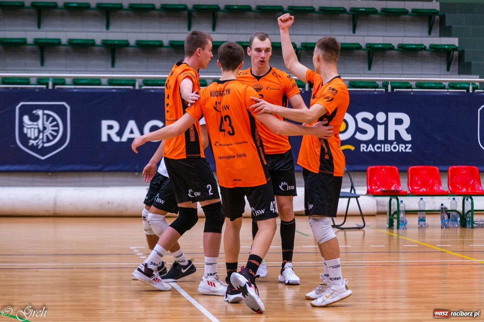 Zdjęcie w galerii na portalu naszraciborz.pl: Siatkówka. Trzy punkty zostały w Raciborzu [FOTO] wiadomości z regionu