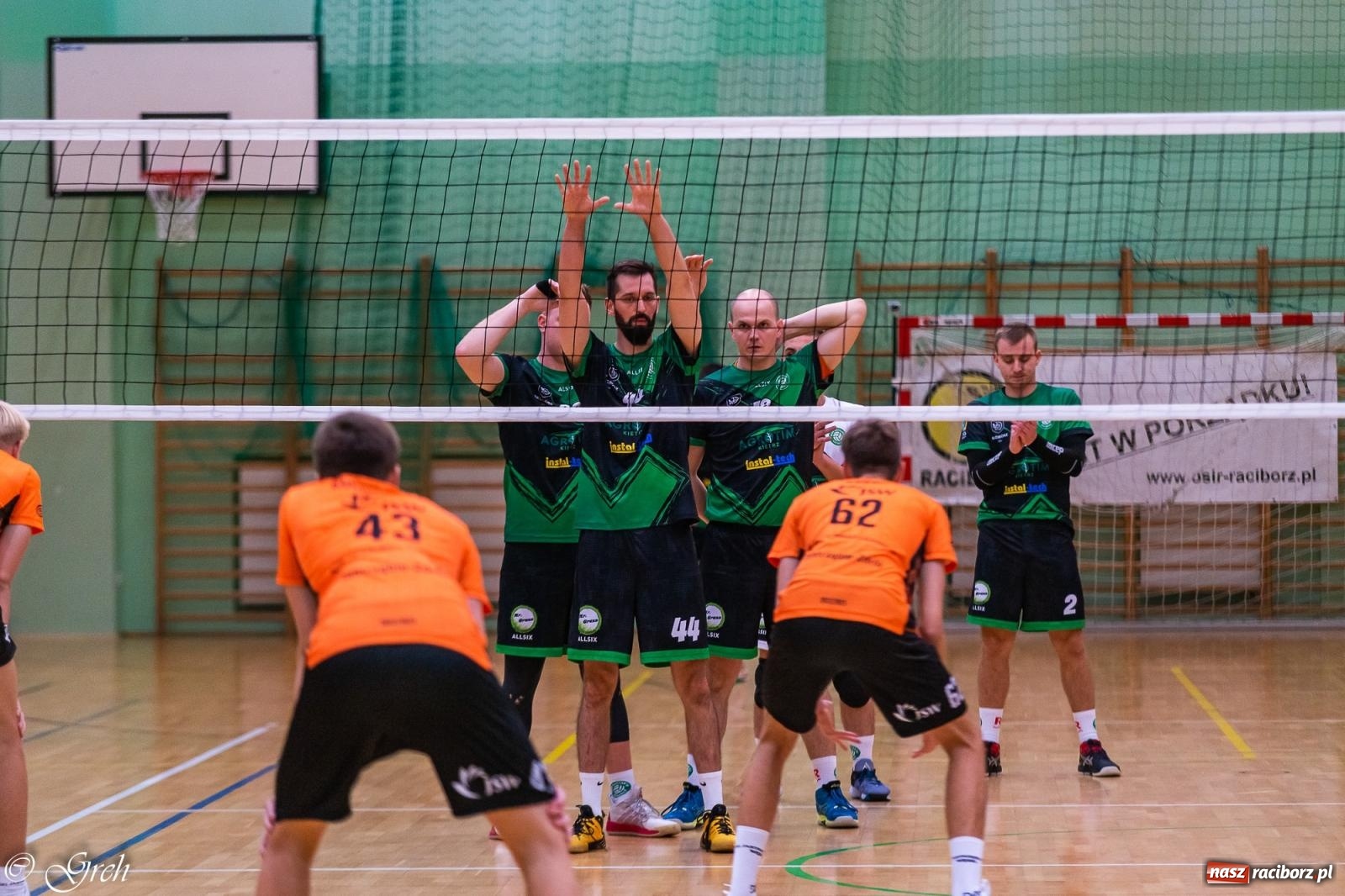 Zdjęcie w galerii na portalu naszraciborz.pl: Siatkówka. Trzy punkty zostały w Raciborzu [FOTO] wiadomości z regionu