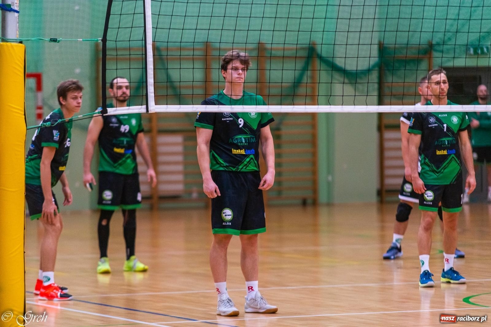 Zdjęcie w galerii na portalu naszraciborz.pl: Siatkówka. Trzy punkty zostały w Raciborzu [FOTO] wiadomości z regionu