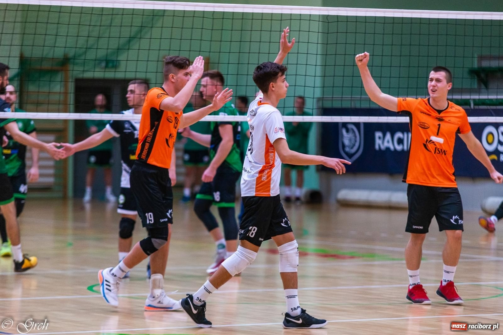 Zdjęcie w galerii na portalu naszraciborz.pl: Siatkówka. Trzy punkty zostały w Raciborzu [FOTO] wiadomości z regionu