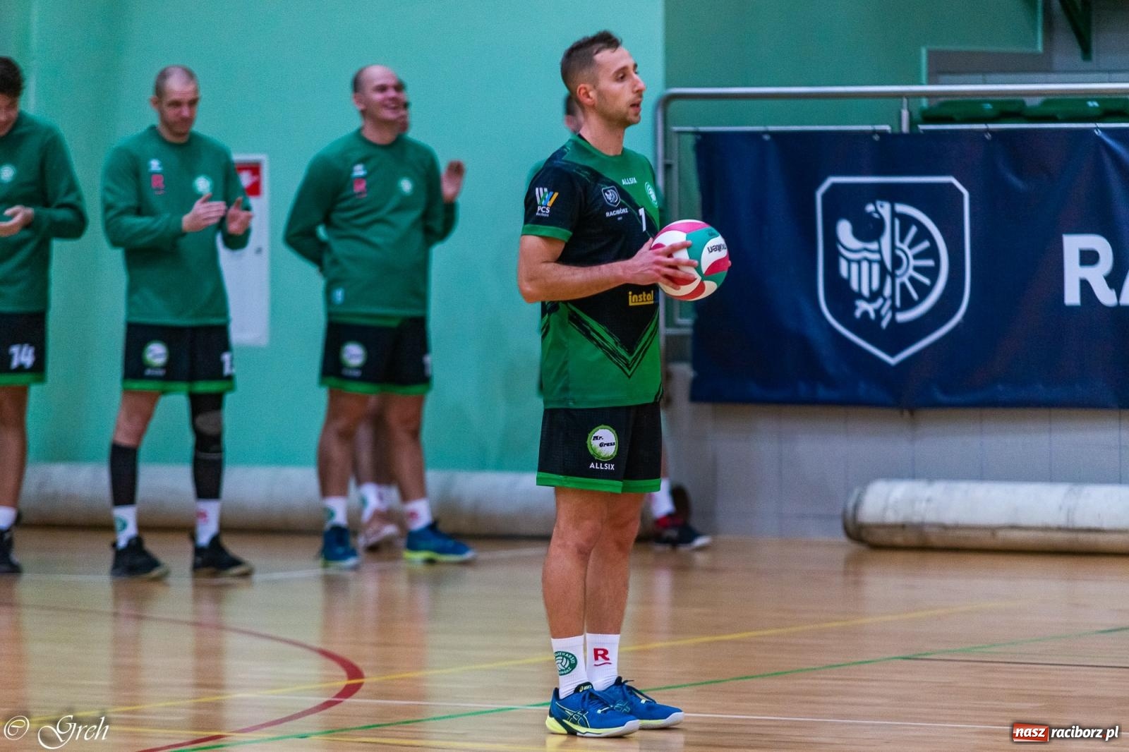 Zdjęcie w galerii na portalu naszraciborz.pl: Siatkówka. Trzy punkty zostały w Raciborzu [FOTO] wiadomości z regionu