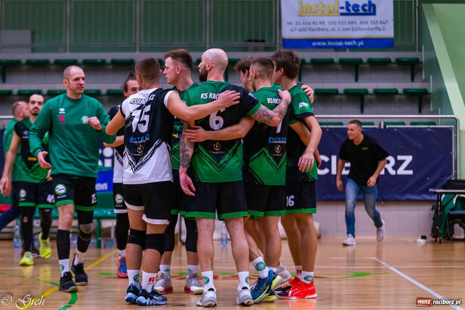 Zdjęcie w galerii na portalu naszraciborz.pl: Siatkówka. Trzy punkty zostały w Raciborzu [FOTO] wiadomości z regionu