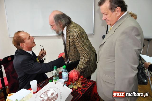 Zdjęcie w galerii na portalu naszraciborz.pl: Spotkanie opłatkowe z Kresami w tle wiadomości z regionu