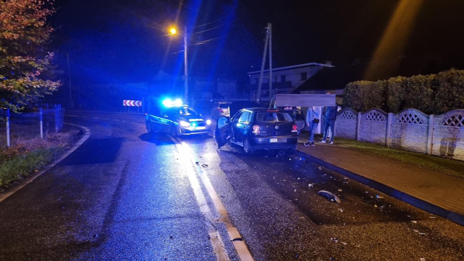 Zdjęcie w galerii na portalu naszraciborz.pl: Zderzenie osobówek w Roszkowie [FOTO] wiadomości z regionu