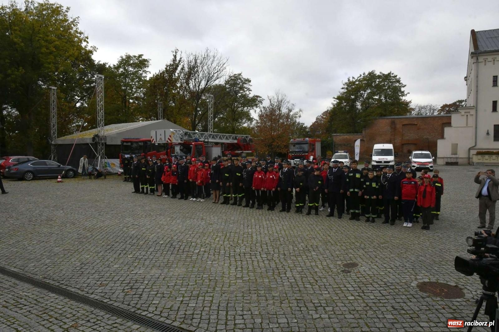 Zdjęcie w galerii na portalu naszraciborz.pl: Młodzi strażacy z powiatu raciborskiego z promesami od ministra [FOTO i WIDEO] wiadomości z regionu