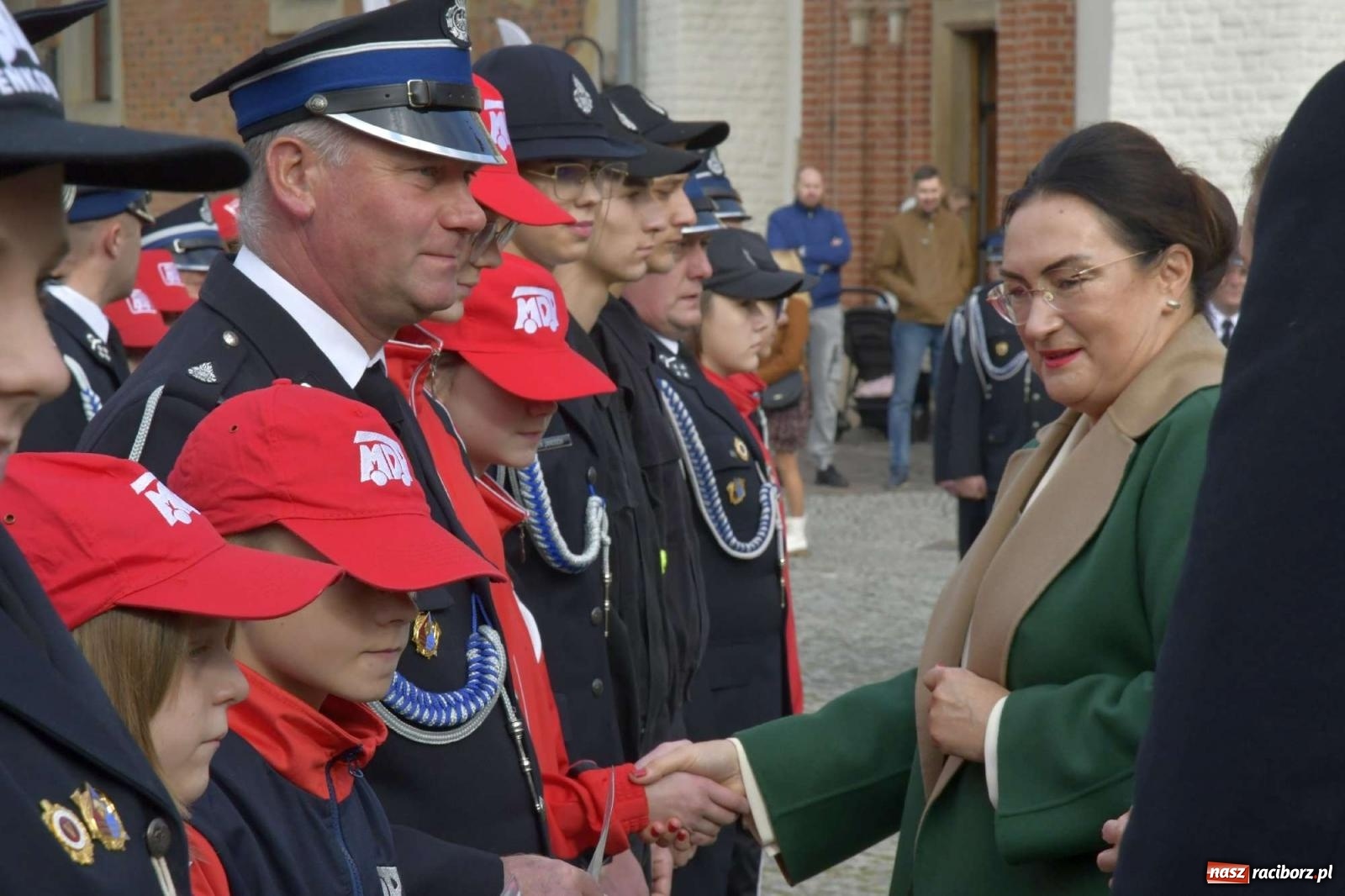 Zdjęcie w galerii na portalu naszraciborz.pl: Młodzi strażacy z powiatu raciborskiego z promesami od ministra [FOTO i WIDEO] wiadomości z regionu