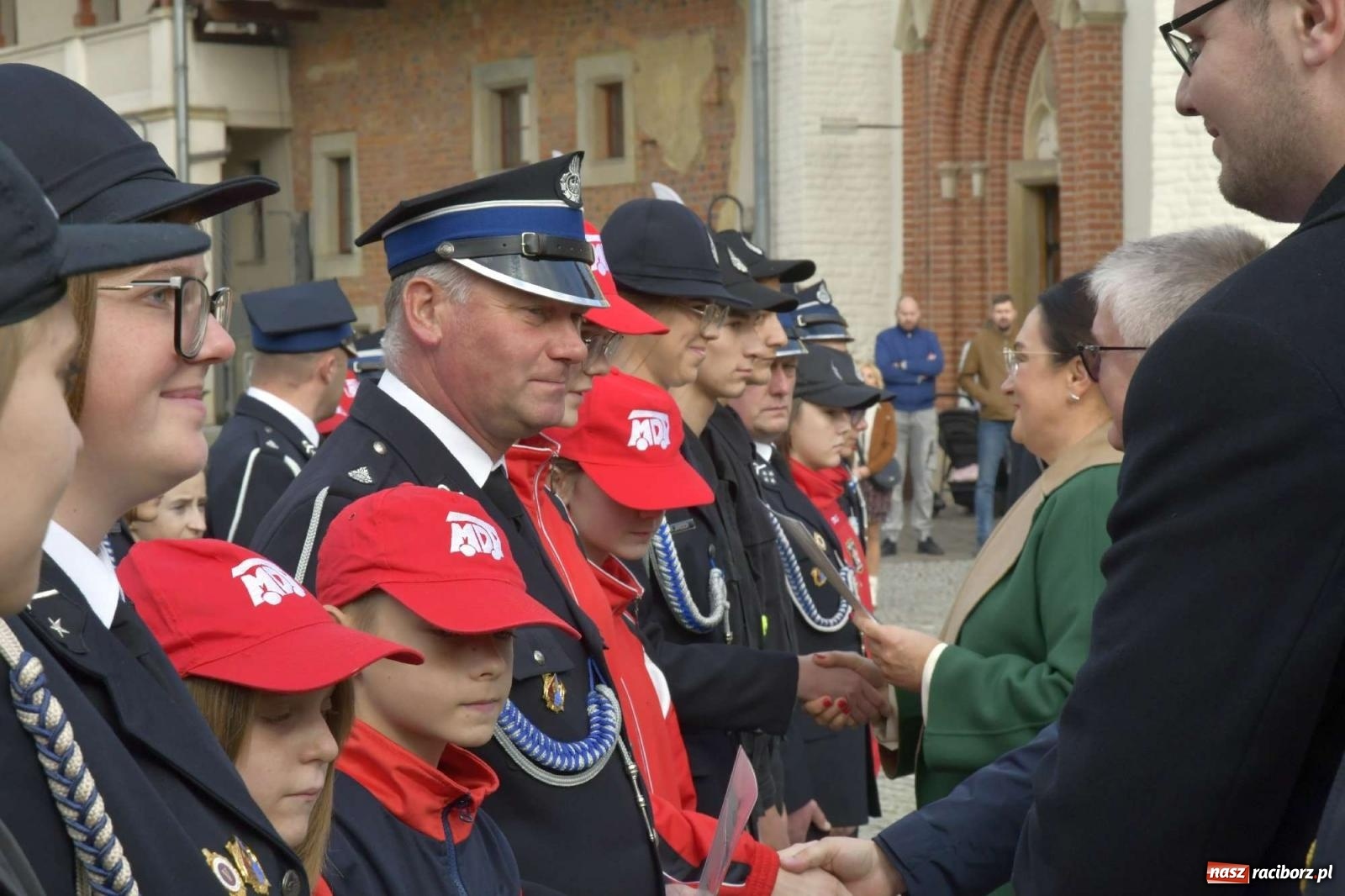 Zdjęcie w galerii na portalu naszraciborz.pl: Młodzi strażacy z powiatu raciborskiego z promesami od ministra [FOTO i WIDEO] wiadomości z regionu