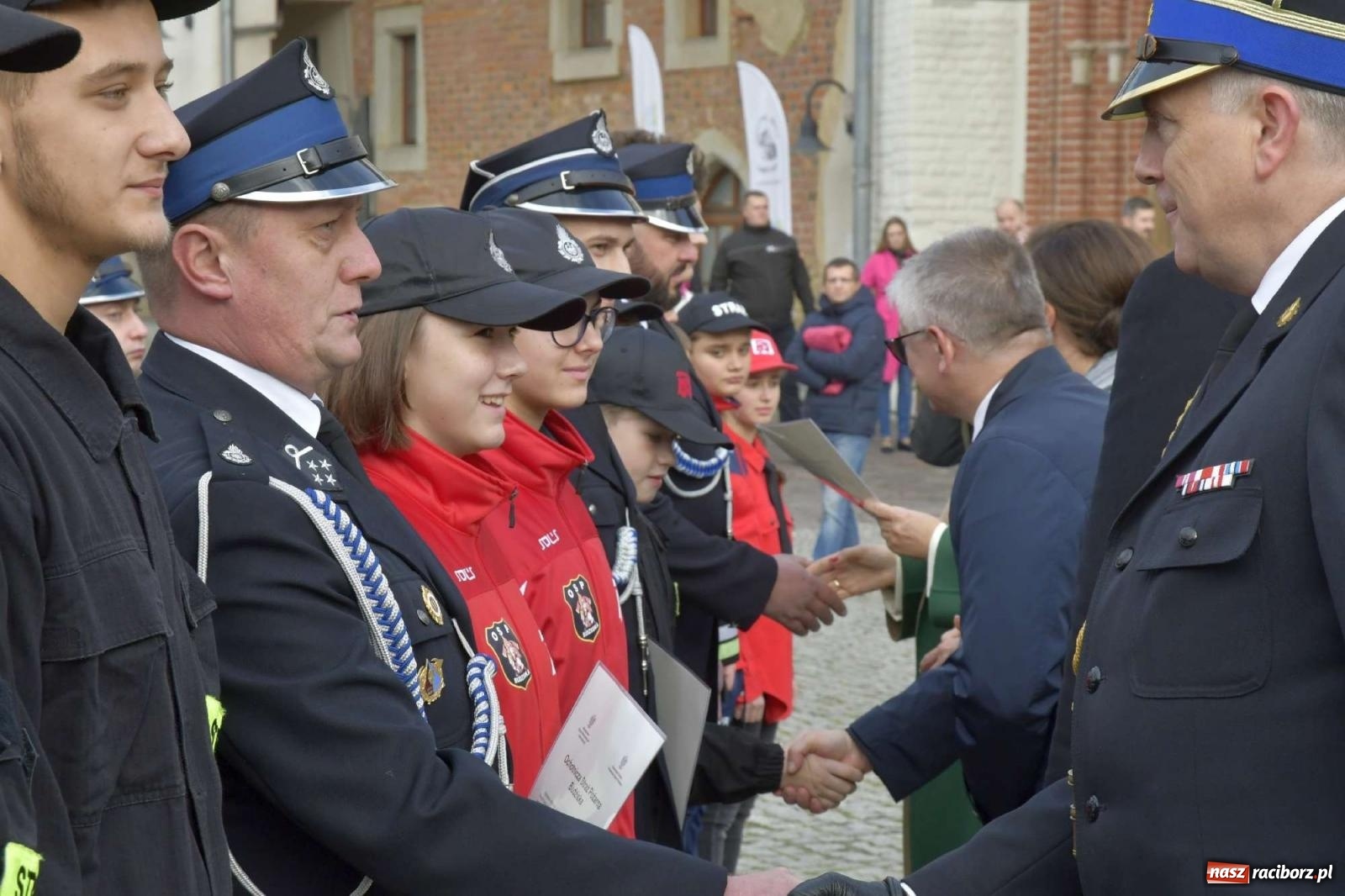 Zdjęcie w galerii na portalu naszraciborz.pl: Młodzi strażacy z powiatu raciborskiego z promesami od ministra [FOTO i WIDEO] wiadomości z regionu
