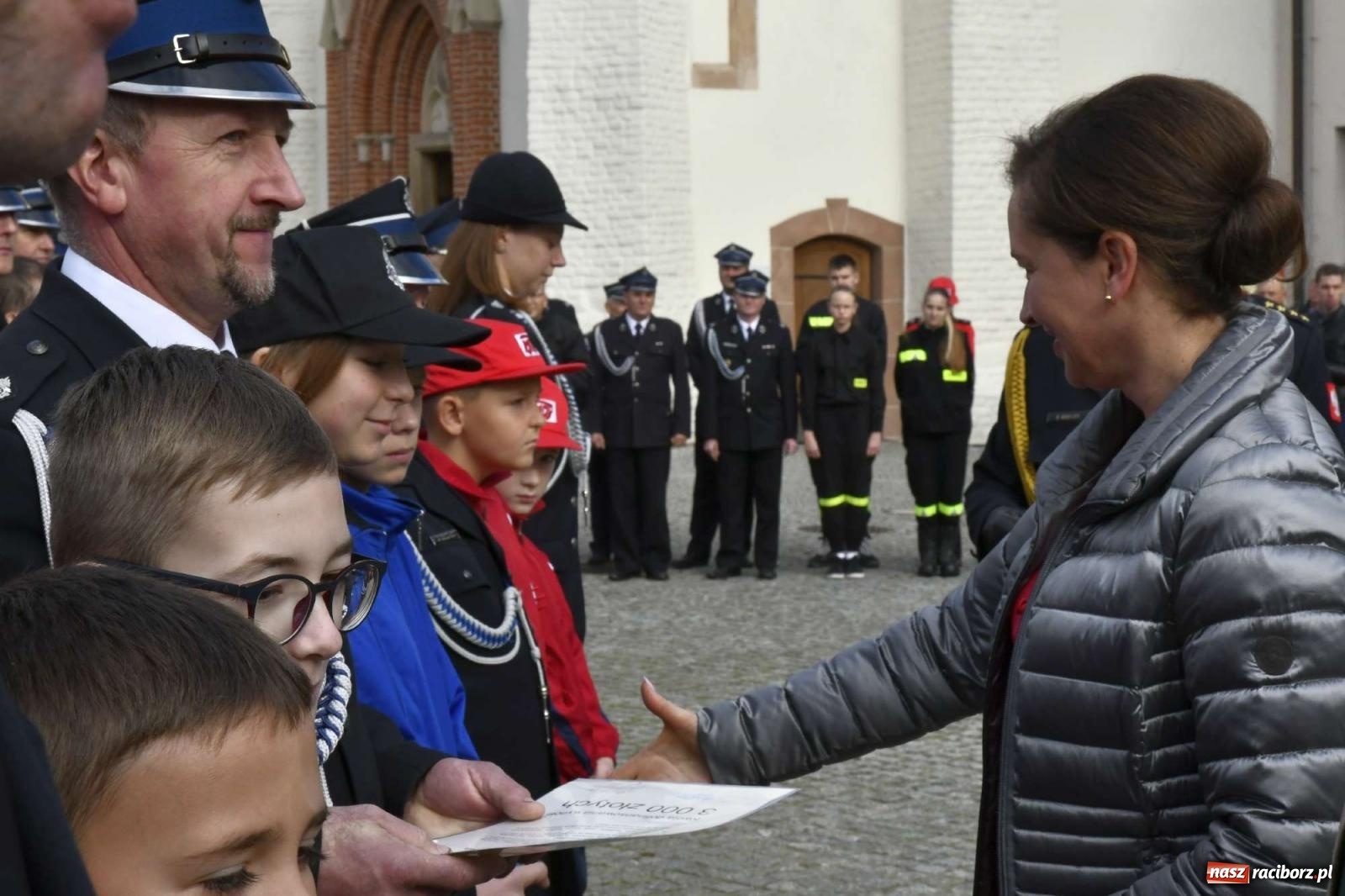 Zdjęcie w galerii na portalu naszraciborz.pl: Młodzi strażacy z powiatu raciborskiego z promesami od ministra [FOTO i WIDEO] wiadomości z regionu