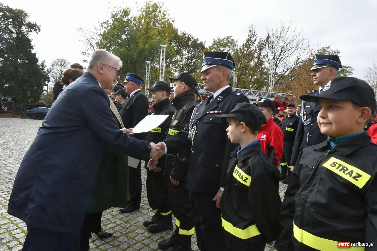 Zdjęcie w galerii na portalu naszraciborz.pl: Młodzi strażacy z powiatu raciborskiego z promesami od ministra [FOTO i WIDEO] wiadomości z regionu