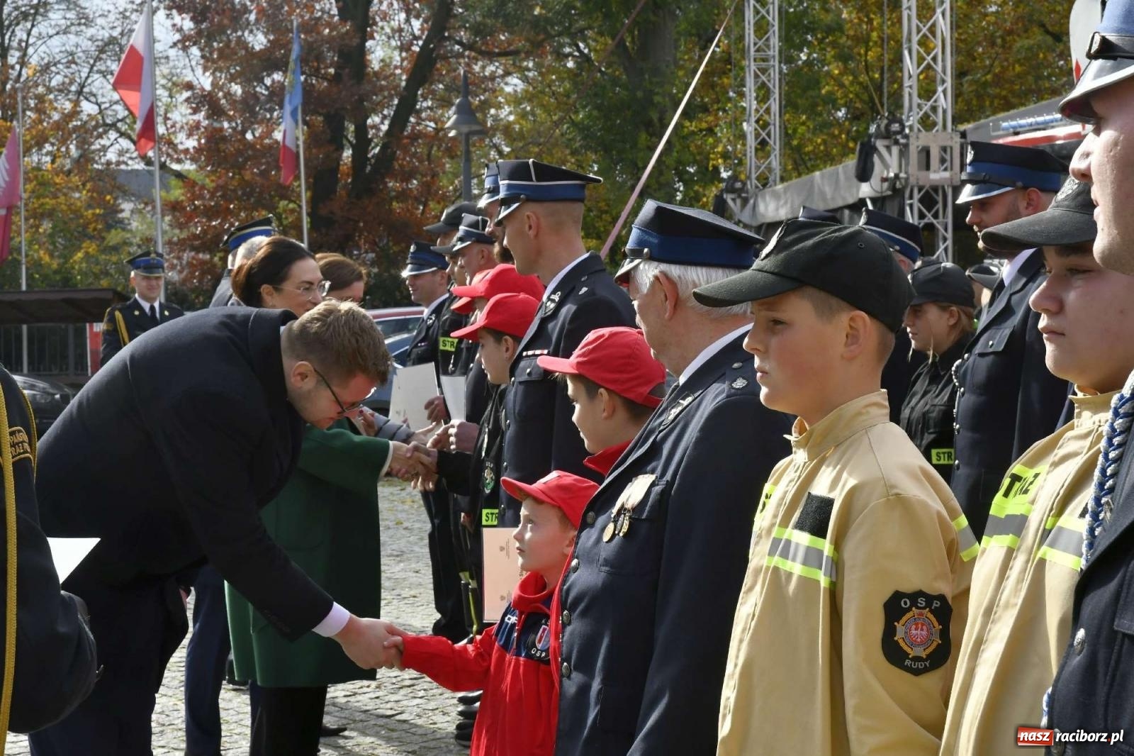 Zdjęcie w galerii na portalu naszraciborz.pl: Młodzi strażacy z powiatu raciborskiego z promesami od ministra [FOTO i WIDEO] wiadomości z regionu