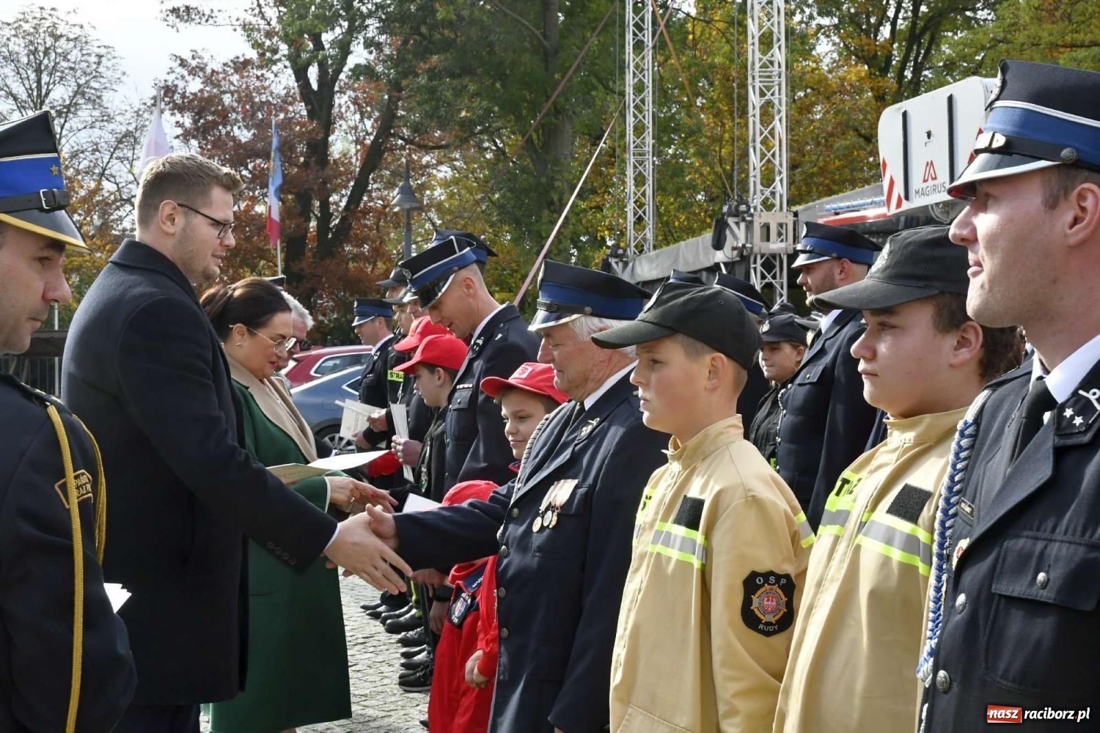 Zdjęcie w galerii na portalu naszraciborz.pl: Młodzi strażacy z powiatu raciborskiego z promesami od ministra [FOTO i WIDEO] wiadomości z regionu