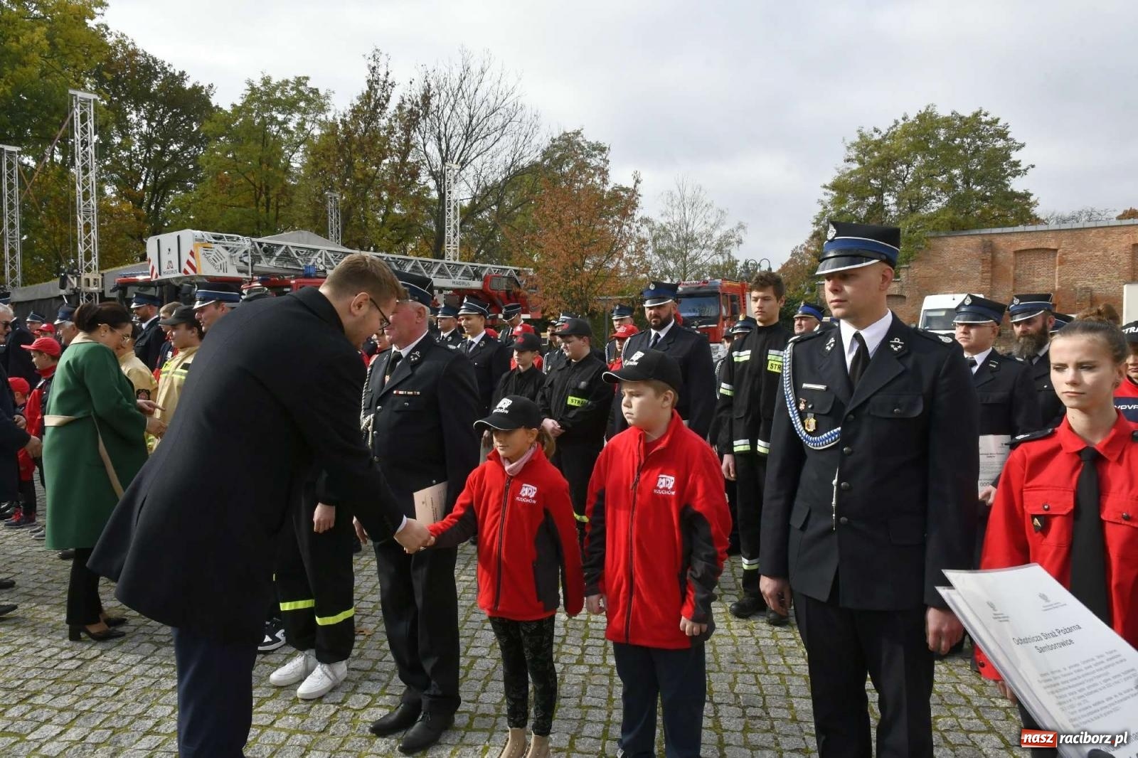 Zdjęcie w galerii na portalu naszraciborz.pl: Młodzi strażacy z powiatu raciborskiego z promesami od ministra [FOTO i WIDEO] wiadomości z regionu