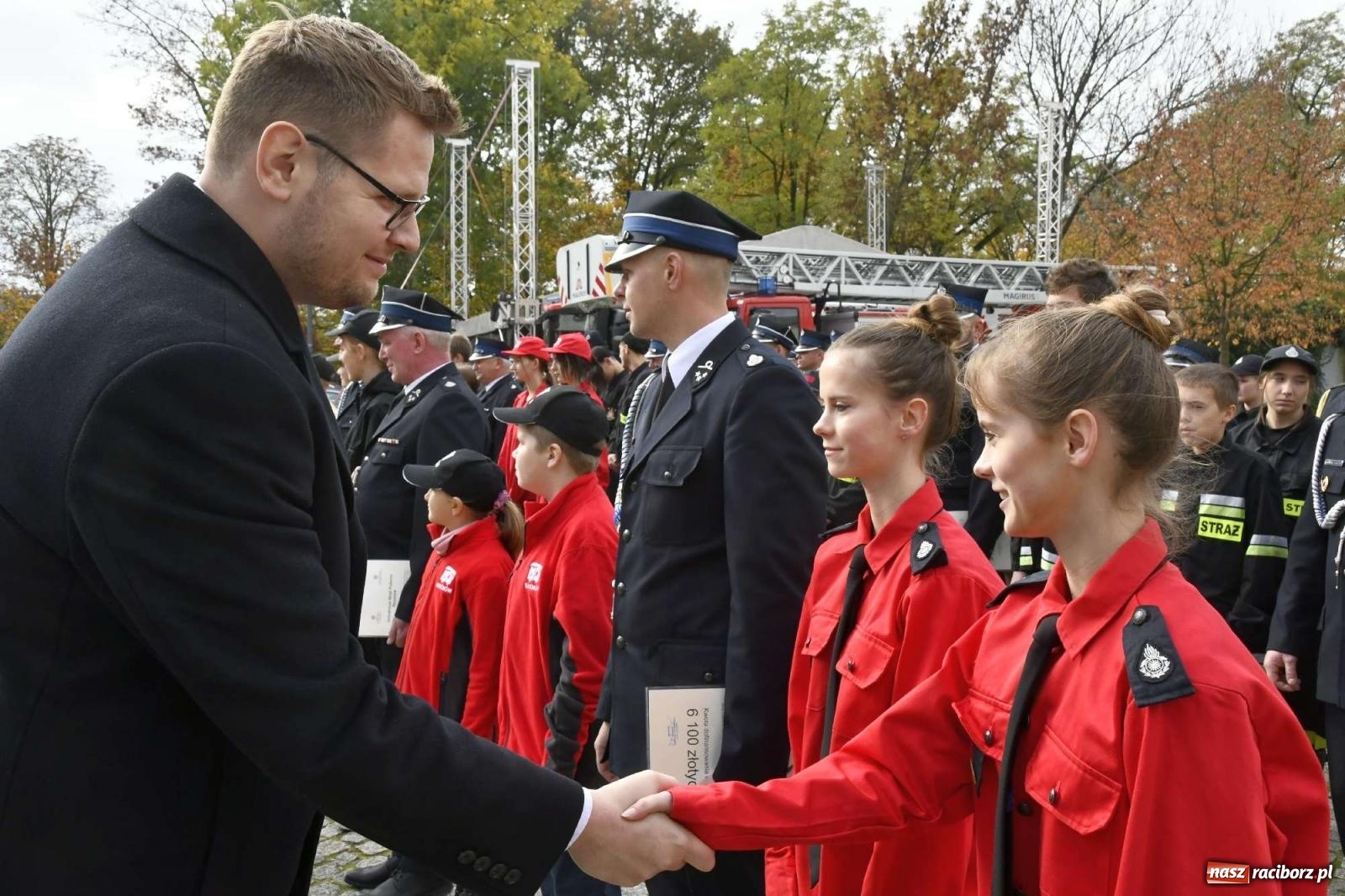Zdjęcie w galerii na portalu naszraciborz.pl: Młodzi strażacy z powiatu raciborskiego z promesami od ministra [FOTO i WIDEO] wiadomości z regionu