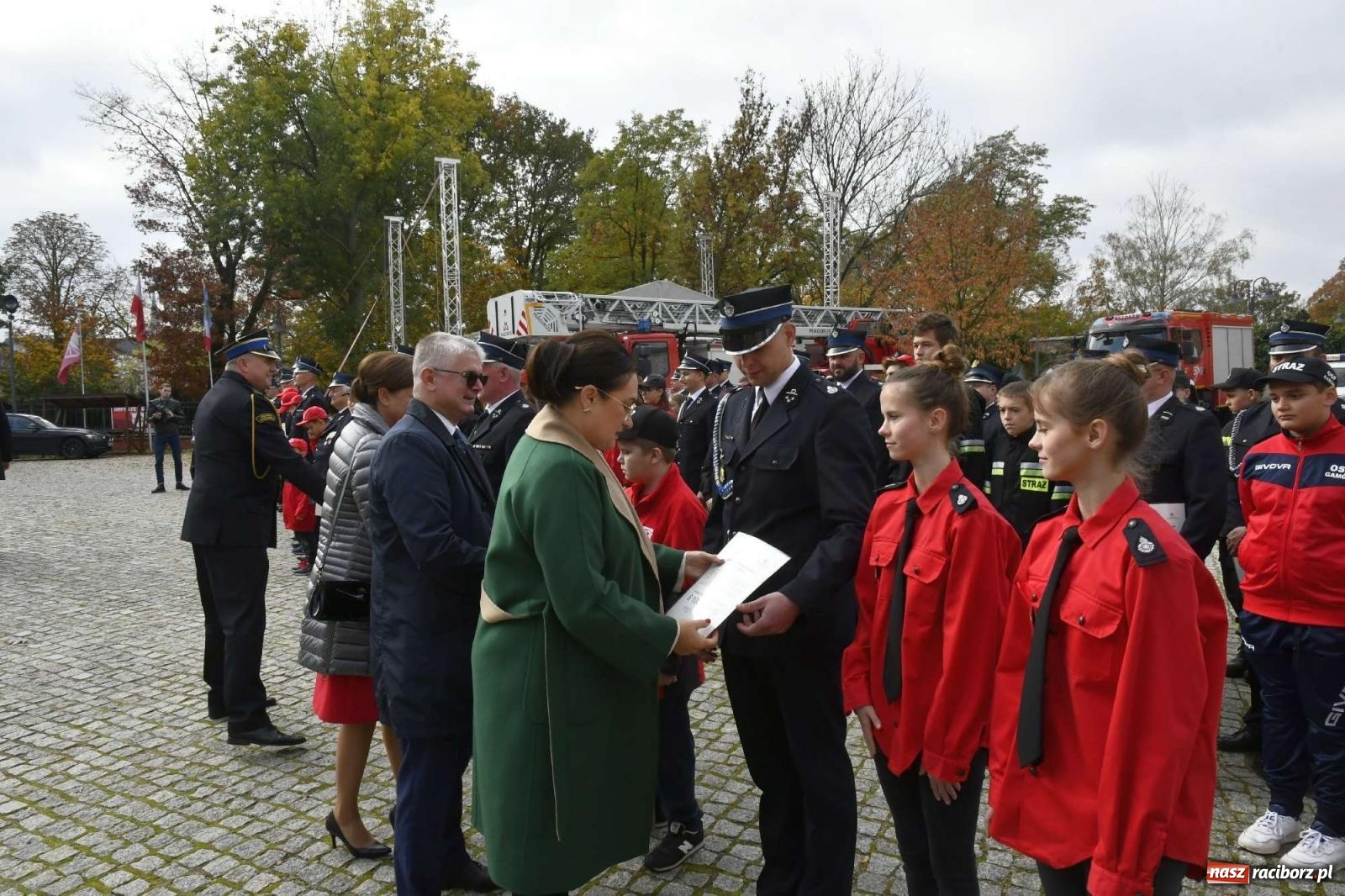 Zdjęcie w galerii na portalu naszraciborz.pl: Młodzi strażacy z powiatu raciborskiego z promesami od ministra [FOTO i WIDEO] wiadomości z regionu