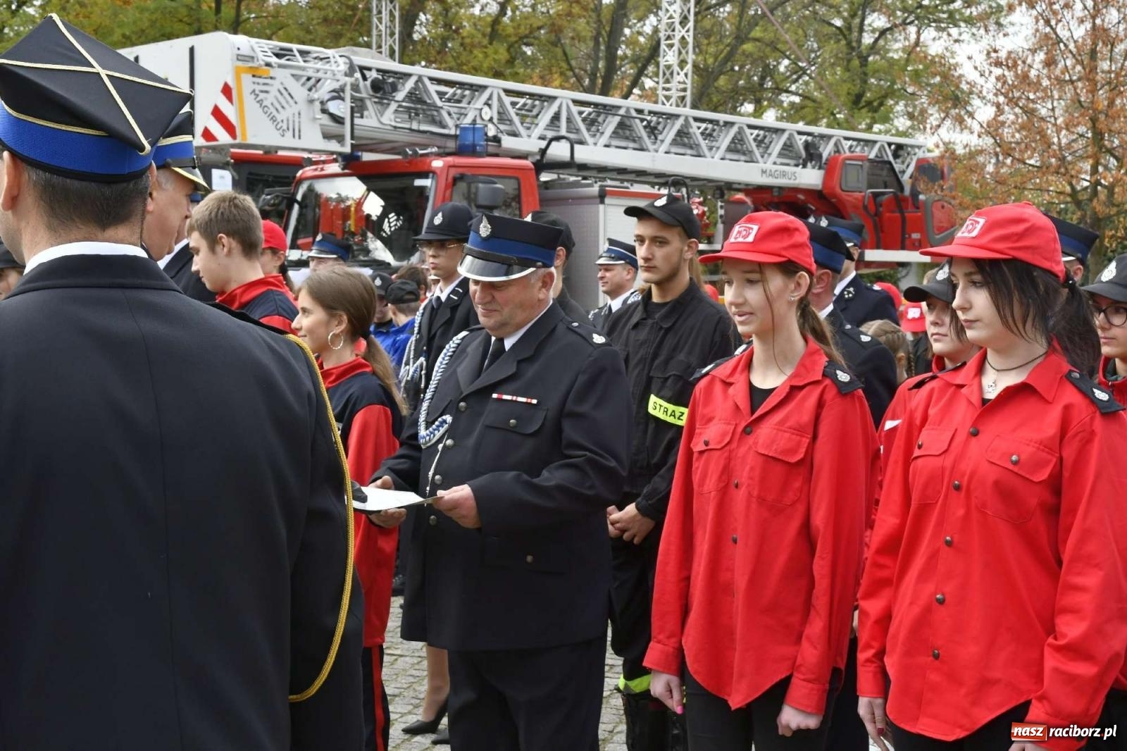 Zdjęcie w galerii na portalu naszraciborz.pl: Młodzi strażacy z powiatu raciborskiego z promesami od ministra [FOTO i WIDEO] wiadomości z regionu