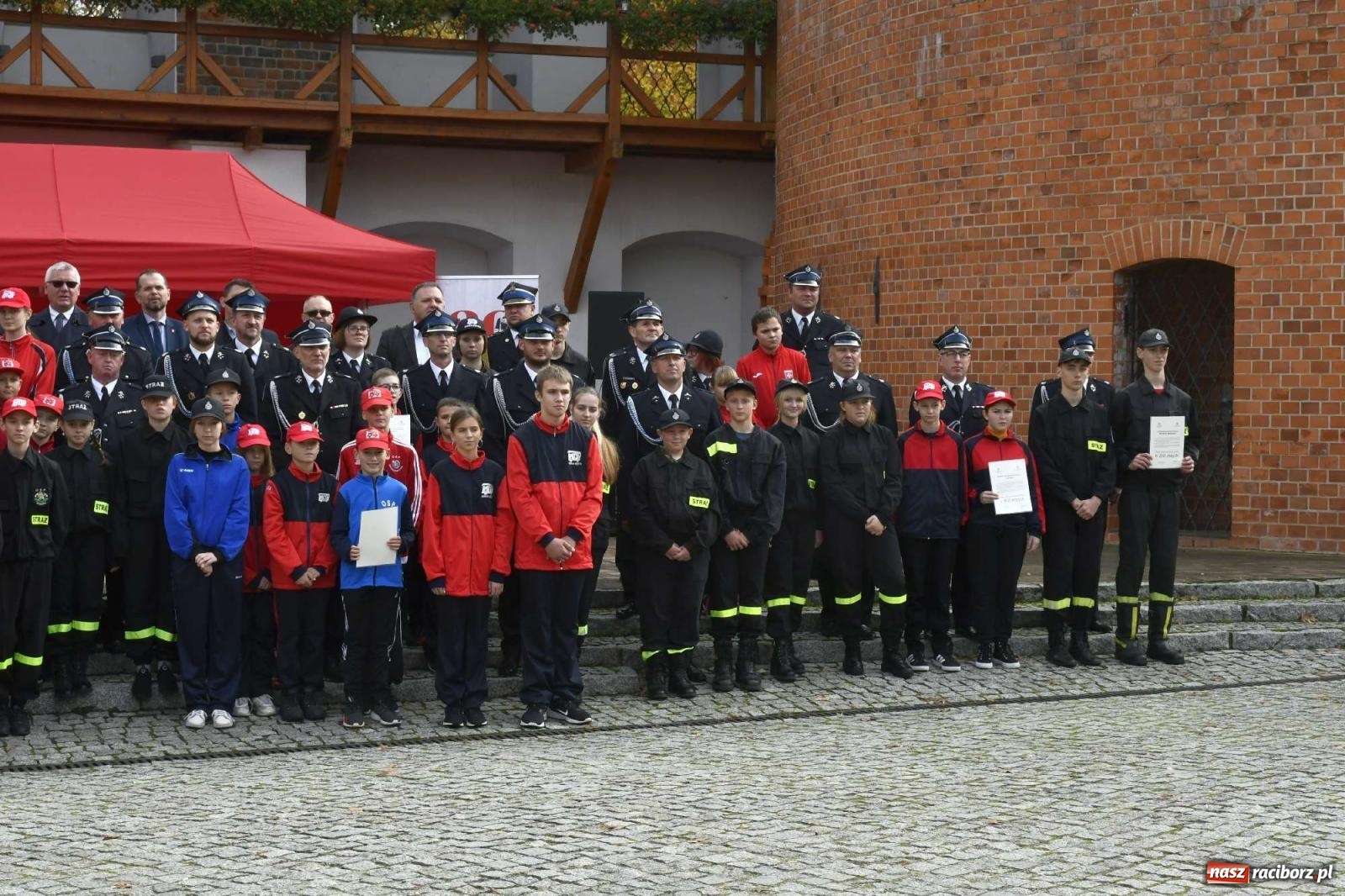 Zdjęcie w galerii na portalu naszraciborz.pl: Młodzi strażacy z powiatu raciborskiego z promesami od ministra [FOTO i WIDEO] wiadomości z regionu