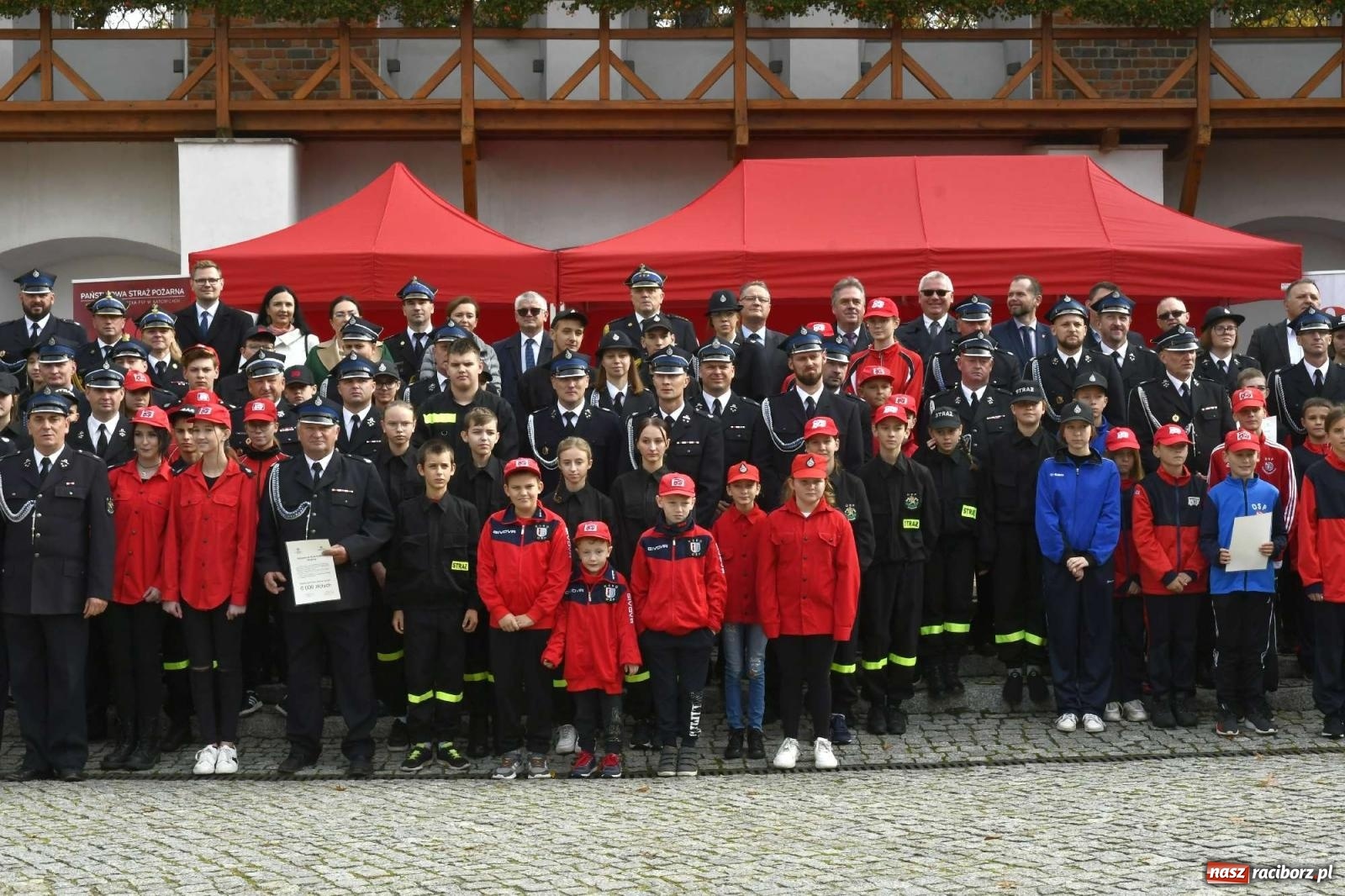 Zdjęcie w galerii na portalu naszraciborz.pl: Młodzi strażacy z powiatu raciborskiego z promesami od ministra [FOTO i WIDEO] wiadomości z regionu