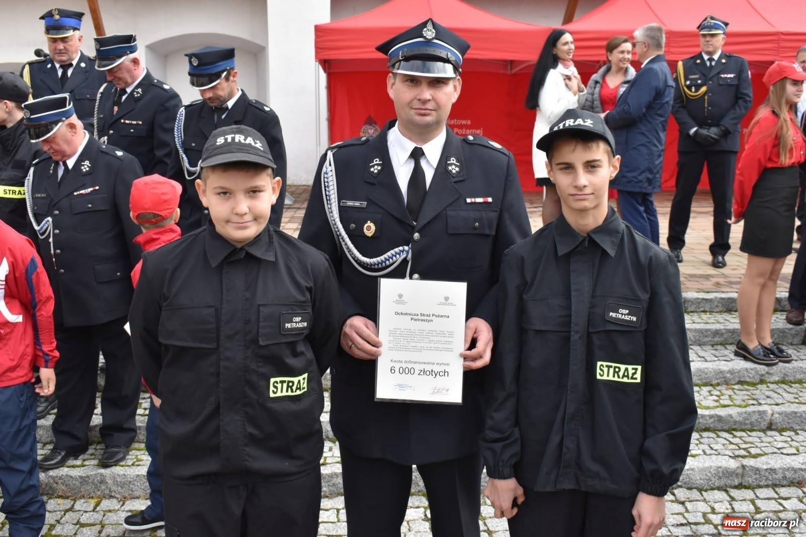 Zdjęcie w galerii na portalu naszraciborz.pl: Młodzi strażacy z powiatu raciborskiego z promesami od ministra [FOTO i WIDEO] wiadomości z regionu