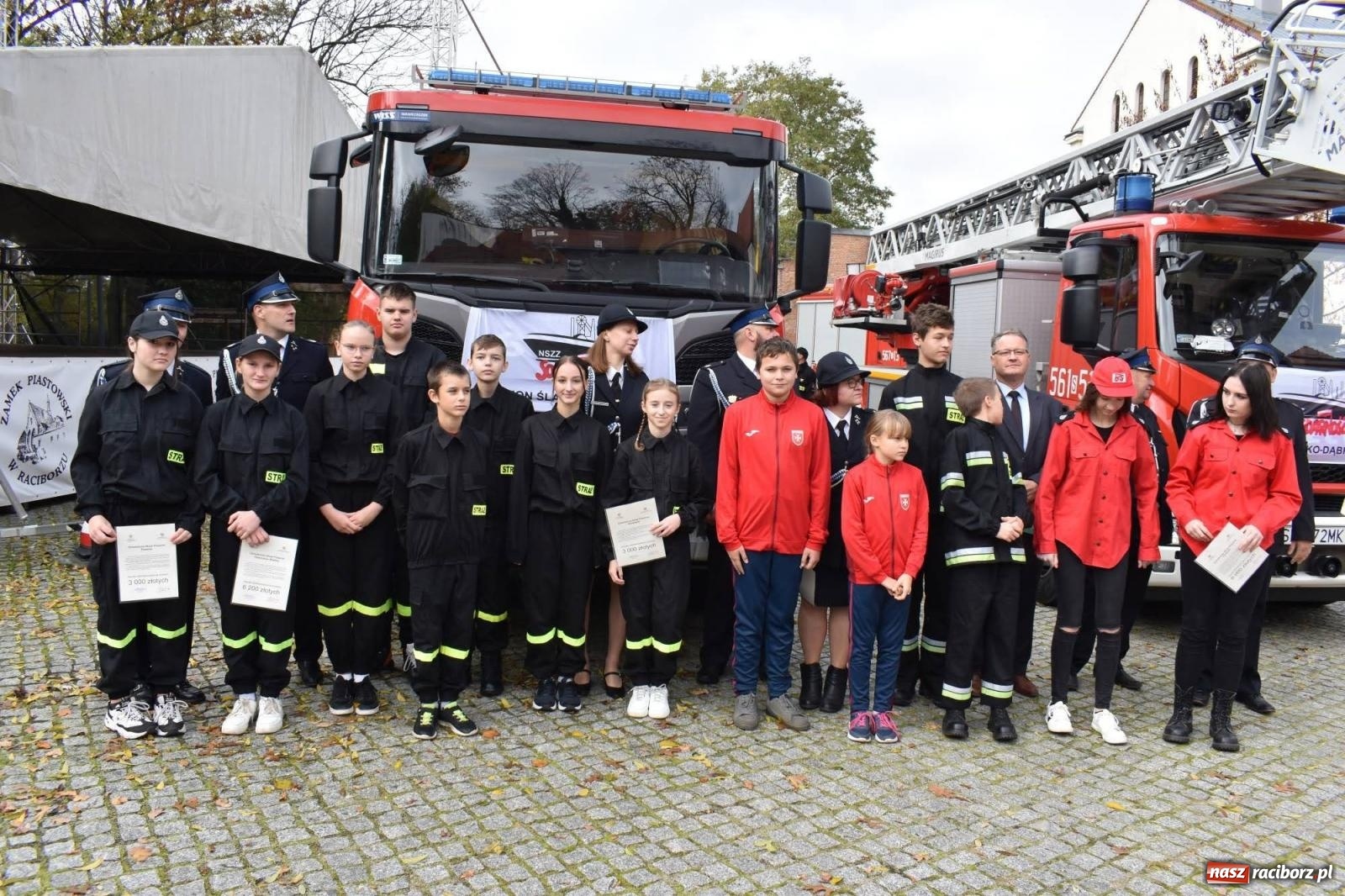 Zdjęcie w galerii na portalu naszraciborz.pl: Młodzi strażacy z powiatu raciborskiego z promesami od ministra [FOTO i WIDEO] wiadomości z regionu
