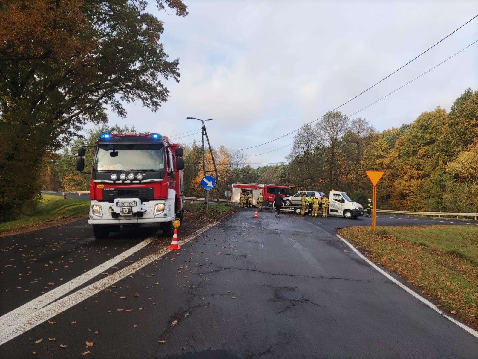 Zdjęcie w galerii na portalu naszraciborz.pl: Na szczęście skończyło się na kolizji wiadomości z regionu