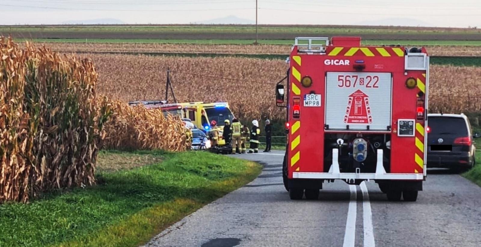 Zdjęcie w galerii na portalu naszraciborz.pl: Motocyklista zderzył się z osobówką w Grzegorzowicach wiadomości z regionu