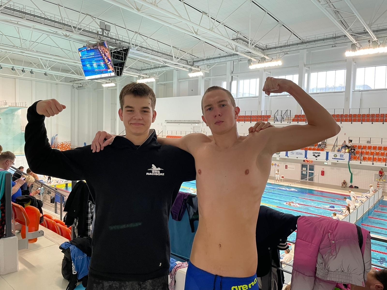 Zdjęcie w galerii na portalu naszraciborz.pl: Bardzo dobry start pływaków ZSOMS Racibórz [FOTO] wiadomości z regionu