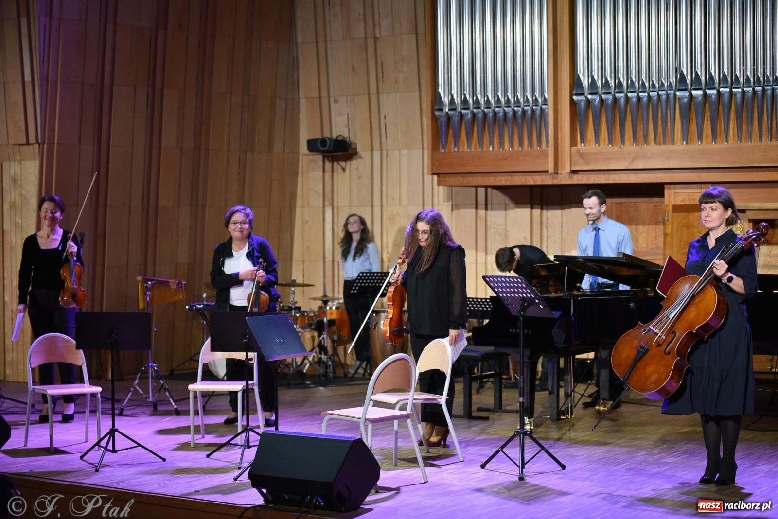 Zdjęcie w galerii na portalu naszraciborz.pl: Nauczyciele szkoły muzycznej pokazali, co potrafią wiadomości z regionu