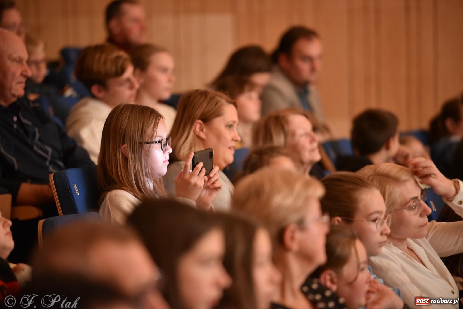 Zdjęcie w galerii na portalu naszraciborz.pl: Nauczyciele szkoły muzycznej pokazali, co potrafią wiadomości z regionu