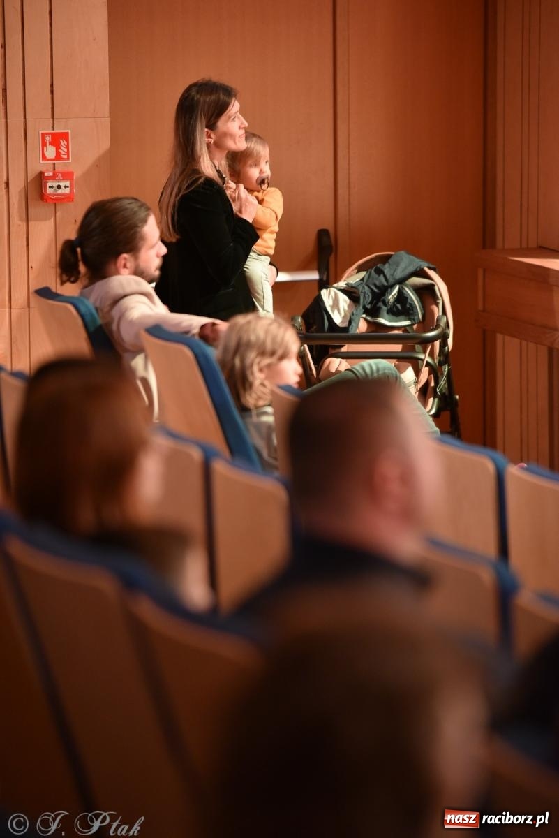 Zdjęcie w galerii na portalu naszraciborz.pl: Nauczyciele szkoły muzycznej pokazali, co potrafią wiadomości z regionu