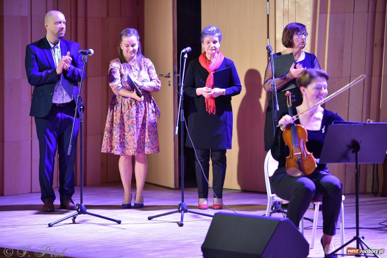 Zdjęcie w galerii na portalu naszraciborz.pl: Nauczyciele szkoły muzycznej pokazali, co potrafią wiadomości z regionu