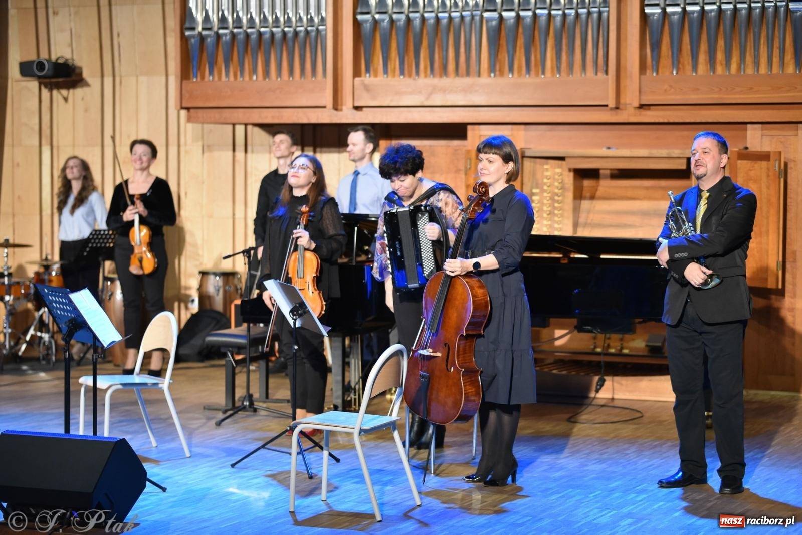 Zdjęcie w galerii na portalu naszraciborz.pl: Nauczyciele szkoły muzycznej pokazali, co potrafią wiadomości z regionu