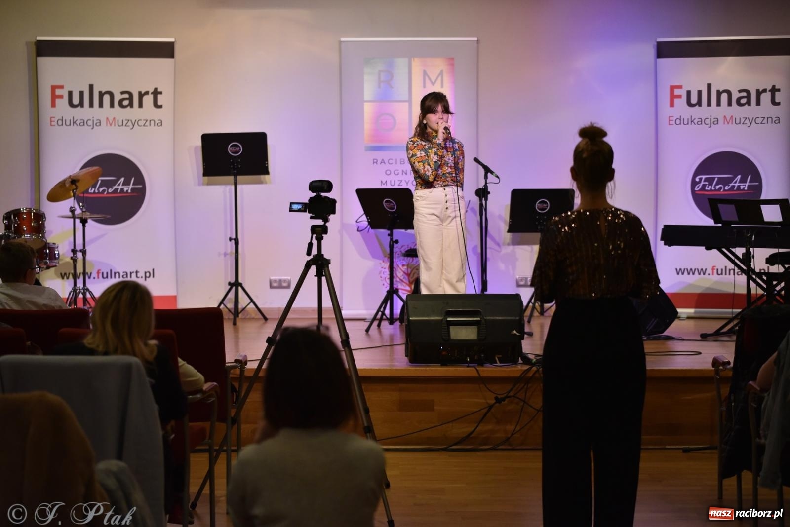 Zdjęcie w galerii na portalu naszraciborz.pl: Koncert jesienny na raciborskim zamku wiadomości z regionu