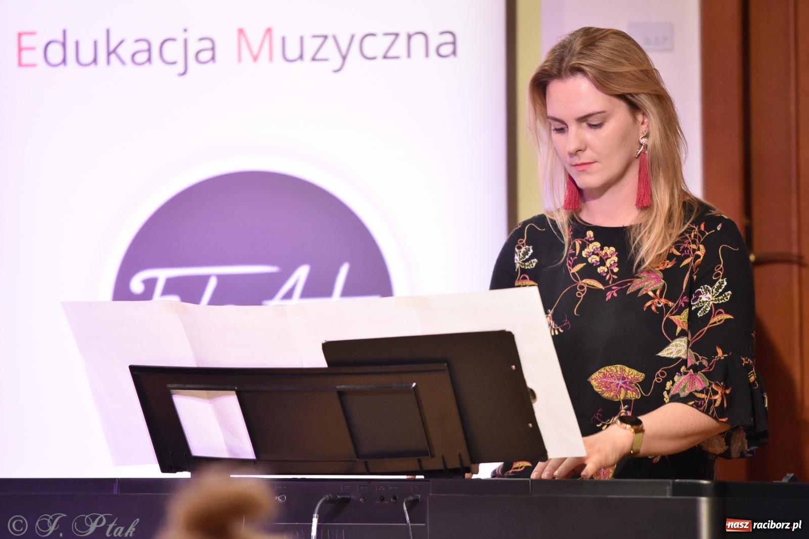 Zdjęcie w galerii na portalu naszraciborz.pl: Koncert jesienny na raciborskim zamku wiadomości z regionu