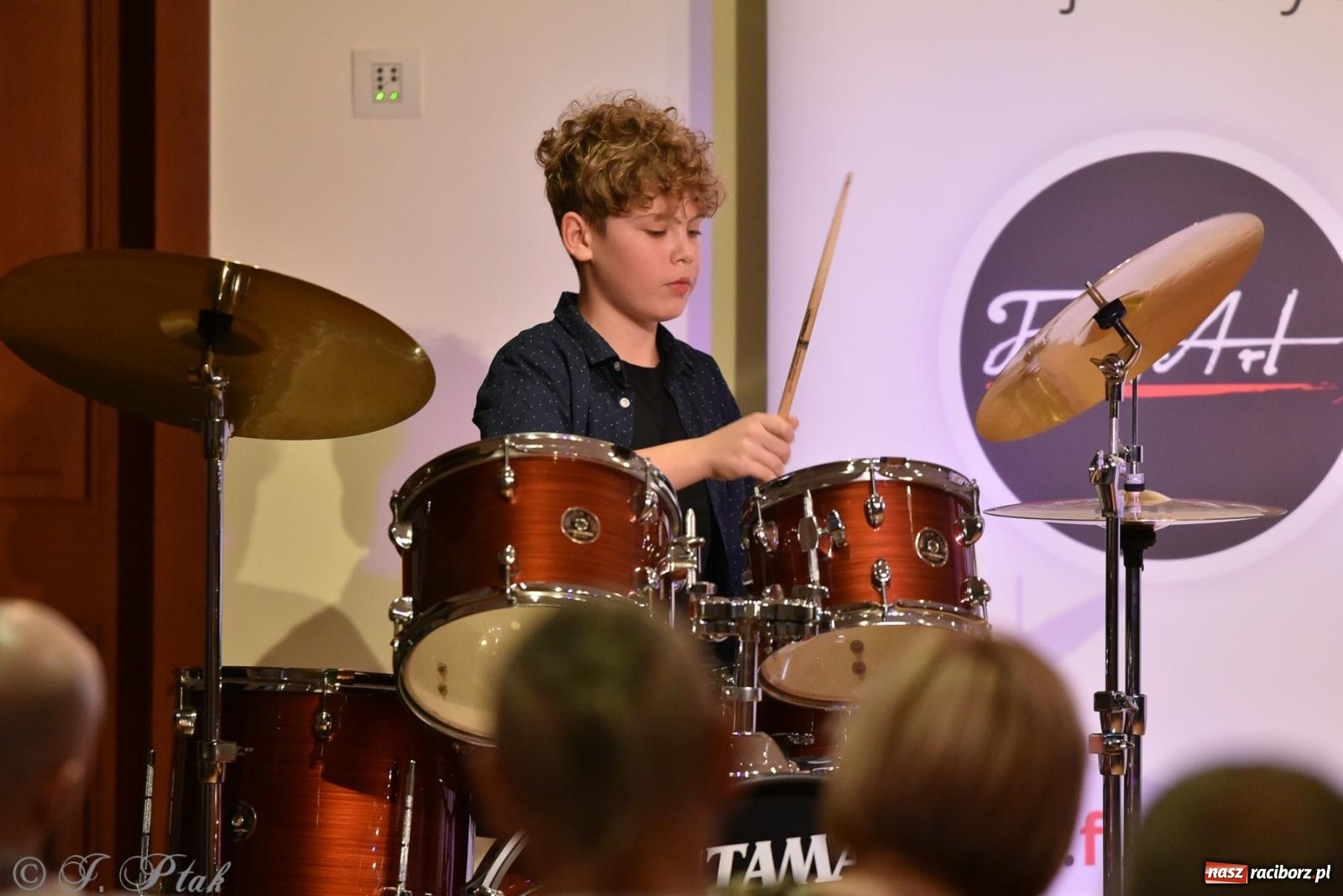 Zdjęcie w galerii na portalu naszraciborz.pl: Koncert jesienny na raciborskim zamku wiadomości z regionu