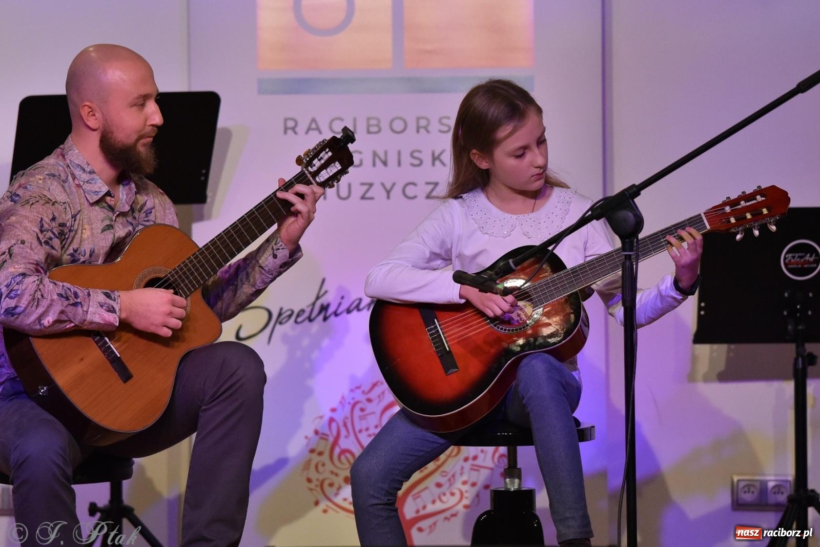 Zdjęcie w galerii na portalu naszraciborz.pl: Koncert jesienny na raciborskim zamku wiadomości z regionu