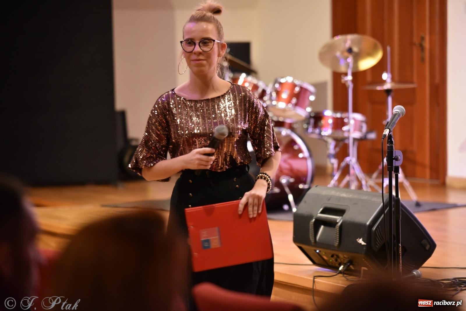 Zdjęcie w galerii na portalu naszraciborz.pl: Koncert jesienny na raciborskim zamku wiadomości z regionu