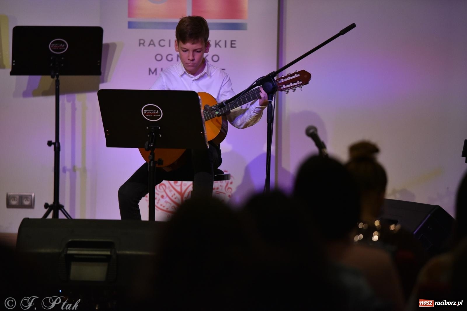 Zdjęcie w galerii na portalu naszraciborz.pl: Koncert jesienny na raciborskim zamku wiadomości z regionu