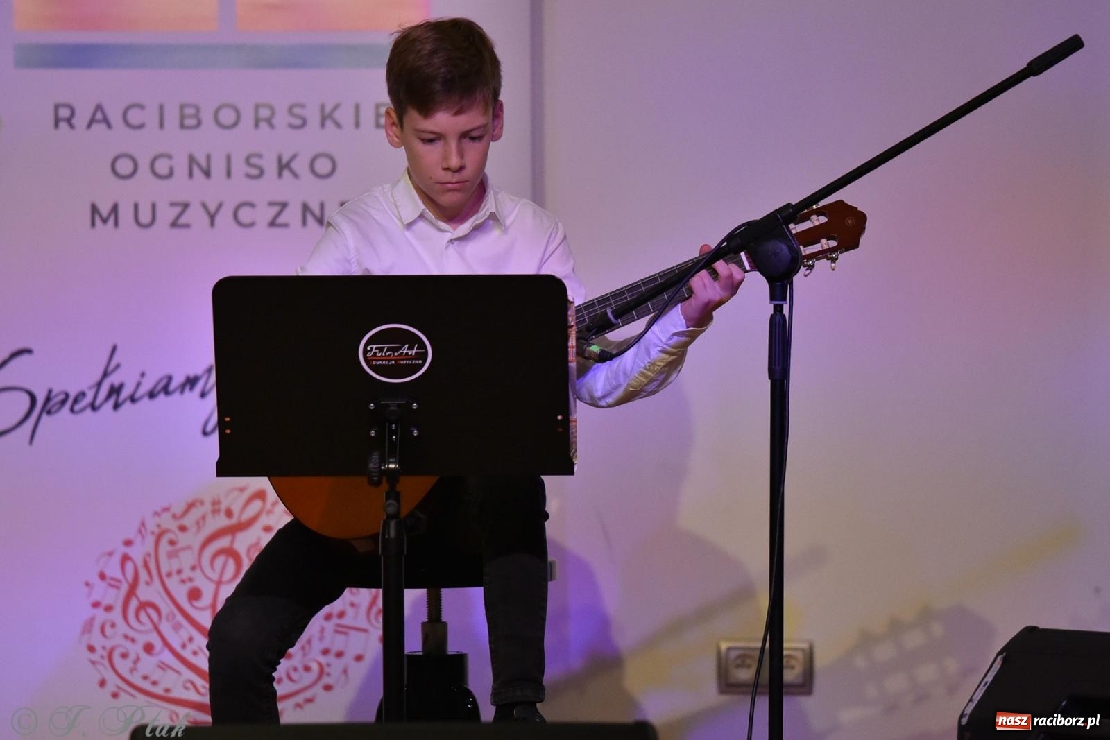 Zdjęcie w galerii na portalu naszraciborz.pl: Koncert jesienny na raciborskim zamku wiadomości z regionu