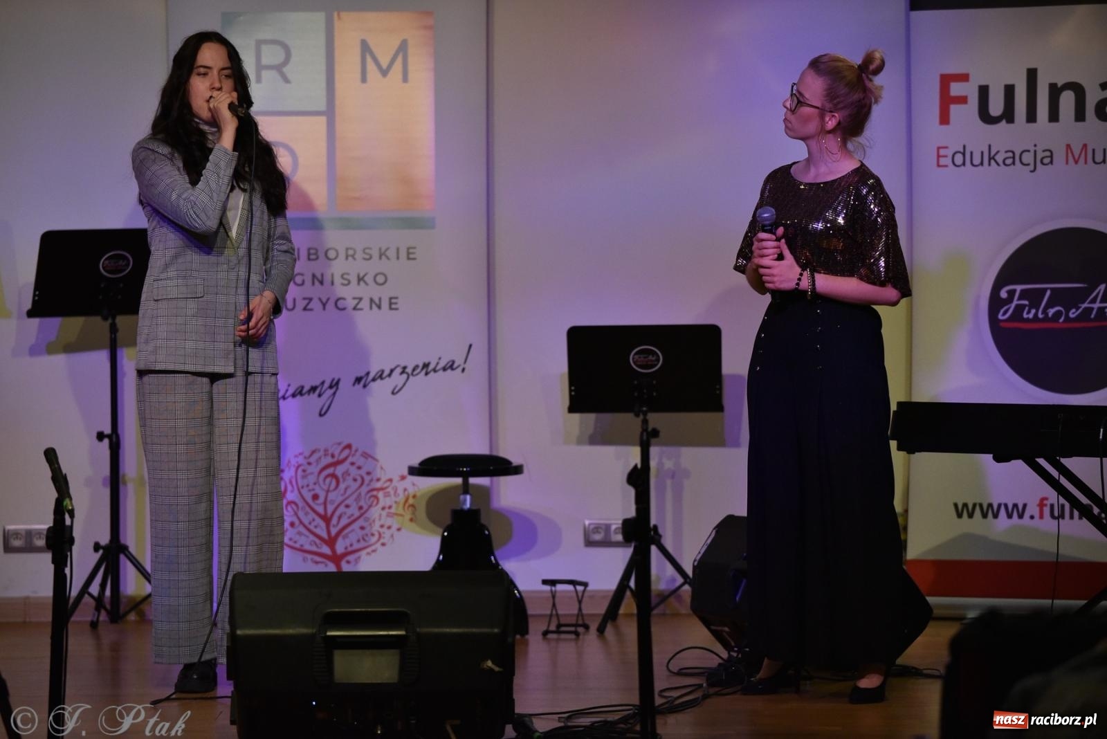 Zdjęcie w galerii na portalu naszraciborz.pl: Koncert jesienny na raciborskim zamku wiadomości z regionu