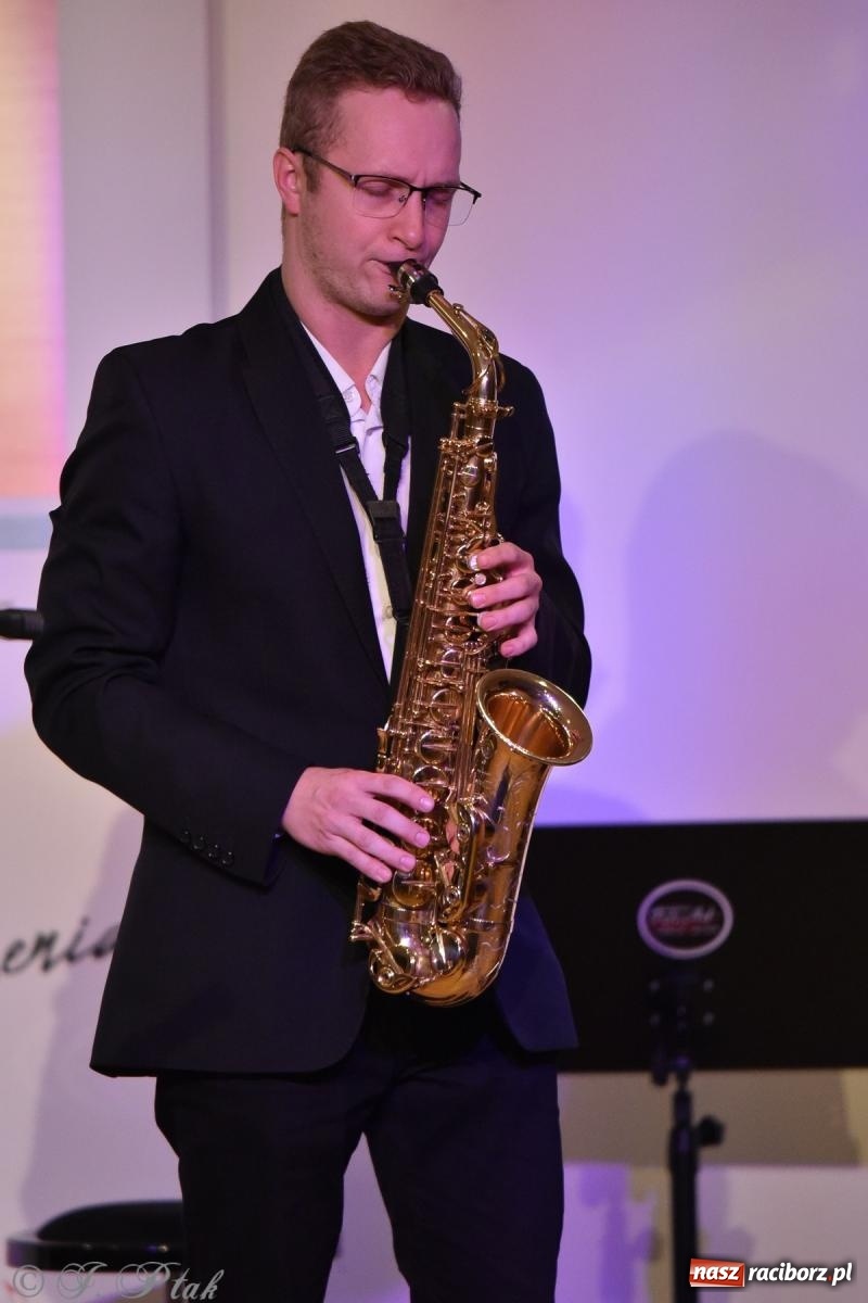 Zdjęcie w galerii na portalu naszraciborz.pl: Koncert jesienny na raciborskim zamku wiadomości z regionu