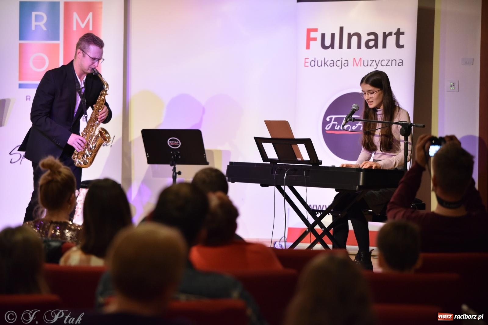 Zdjęcie w galerii na portalu naszraciborz.pl: Koncert jesienny na raciborskim zamku wiadomości z regionu