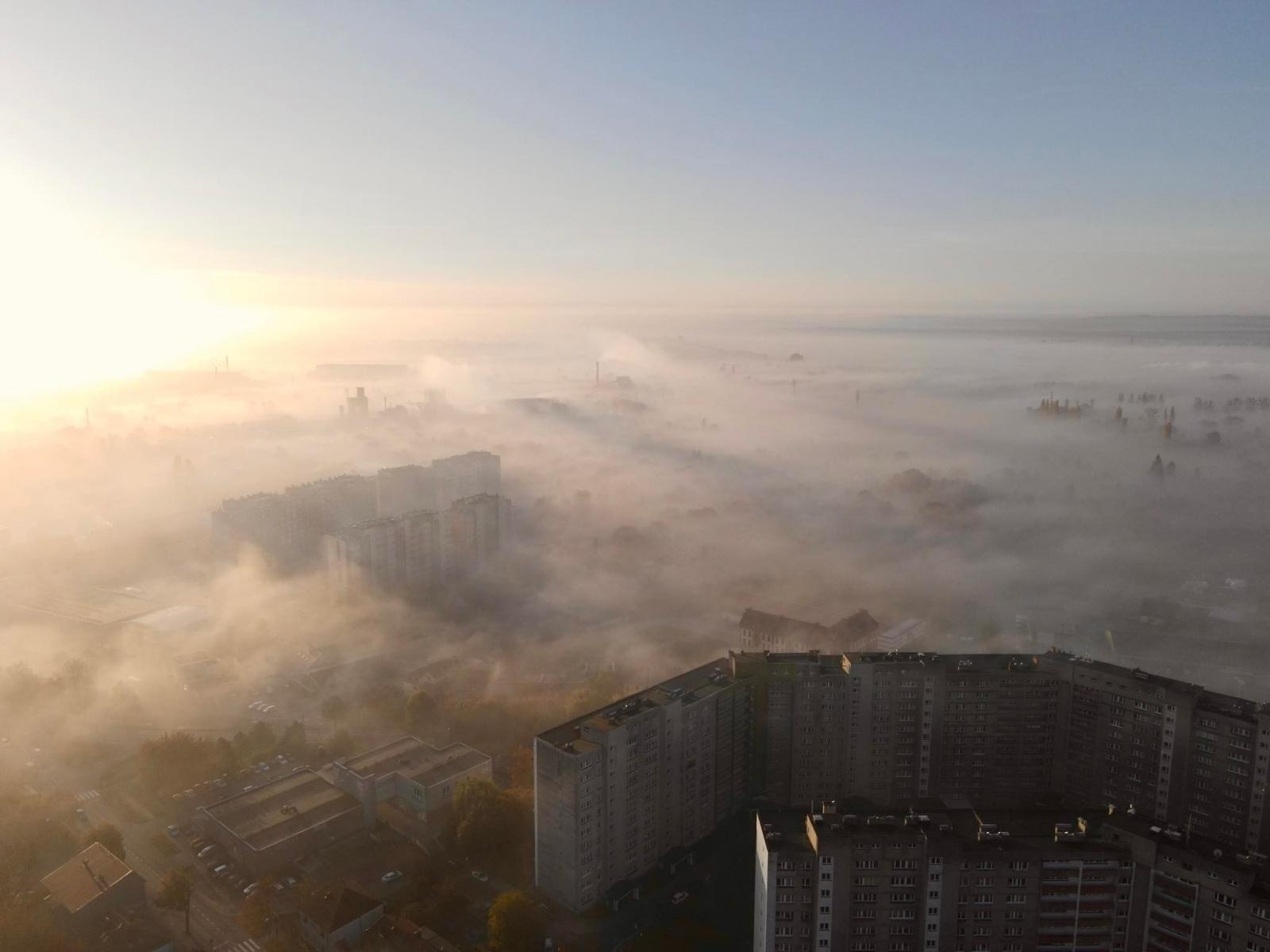 Zdjęcie w galerii na portalu naszraciborz.pl: Racibórz w porannej mgle [FOTO i WIDEO] wiadomości z regionu