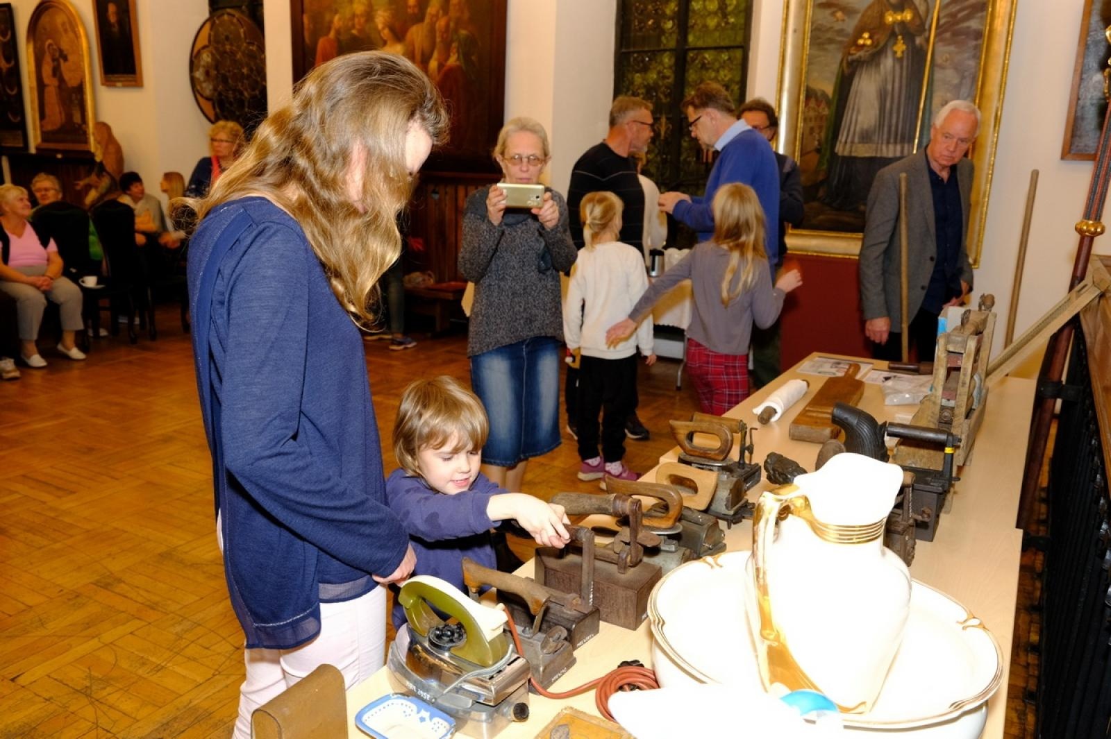 Zdjęcie w galerii na portalu naszraciborz.pl: Myć się czy wietrzyć? Oto jest pytanie wiadomości z regionu