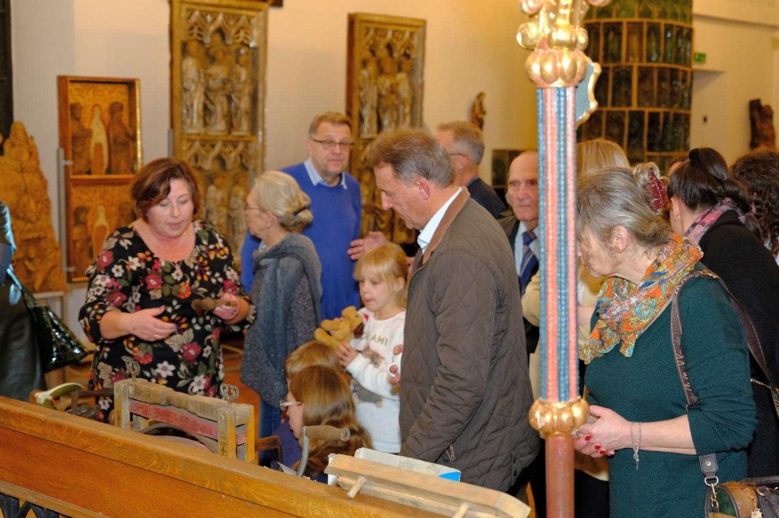 Zdjęcie w galerii na portalu naszraciborz.pl: Myć się czy wietrzyć? Oto jest pytanie wiadomości z regionu